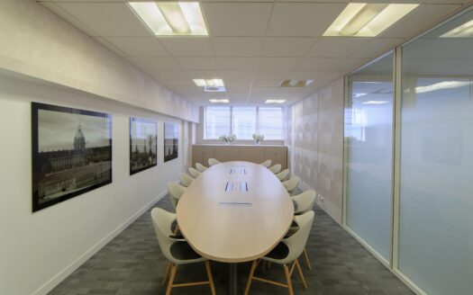Bureaux à louer de 241m2