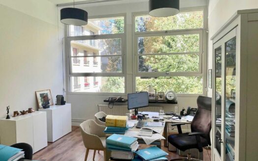 Bureaux à vendre de 254m2